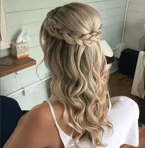 24+ Hairstyles for Medium Length Hair - HubPages Formal Hair For Shoulder Length Hair, Grecian Hairstyles Half Up, Half Up Half Down Hair Plait, Svečane Frizure Za Dugu Kosu, Wedding Guest Hairstyles Medium Half Up Shoulder Length, Half Up Half Down Plait, Peinados Para Graduacion Sueltos, Bridesmaid Hairstyles Down Loose Waves, Half Up Wedding Hair