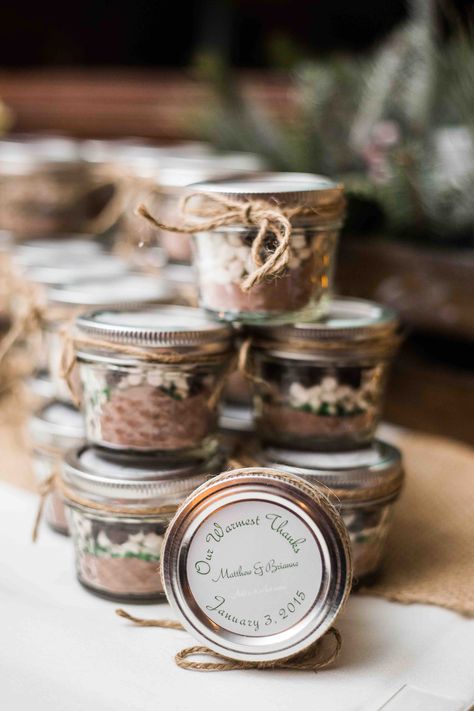 "Our Warmest Thanks" Wedding favors Hot Chocolate in mason jar Hot Chocolate Wedding Favors, Winter Hot Chocolate, Mason Jar Wedding Favors, Tea Wedding Favors, Succulent Wedding Favors, Creative Wedding Favors, Inexpensive Wedding Favors, Winter Wedding Favors, Chocolate Wedding Favors