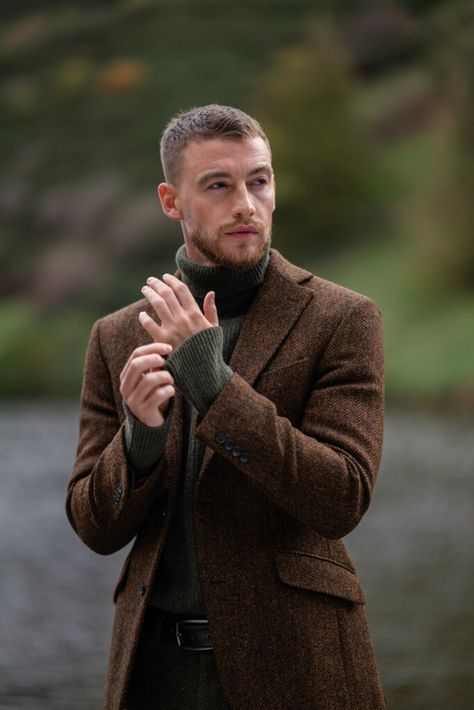 AW22/23: Country Collection | Our Journal Mens Fashion British, Irish Country Style, Scottish Man Aesthetic, British Men Style, Irish Mens Fashion, Country Style Men, Mens Autumn Fashion, Mens Outfits Summer, Scotish Men