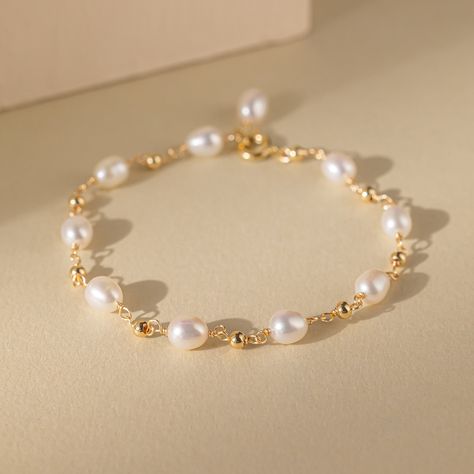 Pearl Bead Bracelet, Pearl Bracelet Gold, Wedding Bride Jewelry, Moon Gifts, Tiny Beads, Bracelet Wedding, Bride Jewelry, Freshwater Pearl Bracelet, Real Pearls