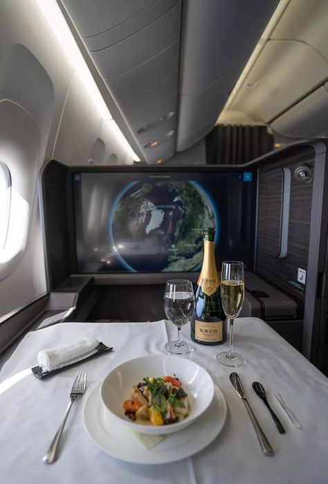 First Class, Flight, Wine