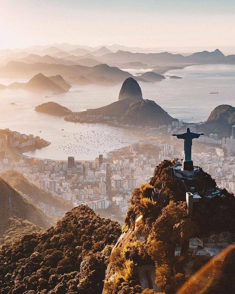 Brazil Tourism, Brazil Wallpaper, City Life Photography, Brazil Travel, Destination Voyage, Usa Travel Destinations, Famous Places, Beautiful Places To Visit, Instagram Foto