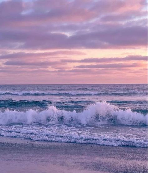 Beach Clouds Aesthetic, Pastel Water Aesthetic, Lavender Beach Aesthetic, Purple Seashell Aesthetic, Lavender Aesthetic Landscape, Sea Pink Aesthetic, Beach Purple Aesthetic, Pastel Ocean Aesthetic, Pink And Lavender Aesthetic