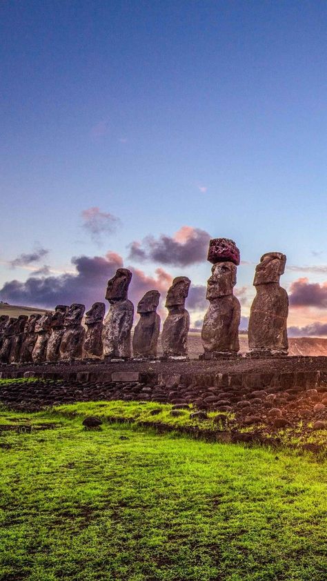 Easter Island, Dream Travel Destinations, South America Travel, Beautiful Landscape Wallpaper, Beautiful Places To Visit, Ancient Cities, America Travel, Ancient History, Travel Aesthetic