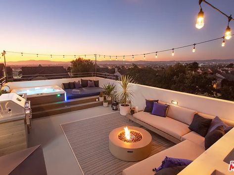 Roof Terrace Design, Rooftop Patio Design, Balkon Decor, Terrasse Design, Rooftop Terrace Design, Rooftop Design, Rooftop Patio, Rooftop Deck, Terrace Design