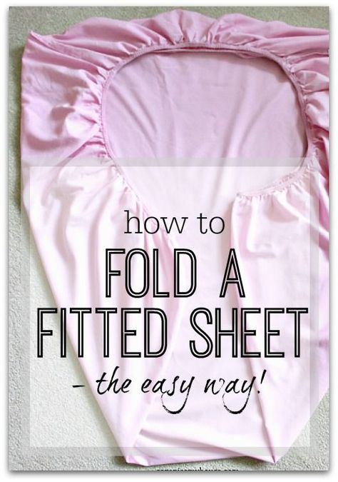 How To Fold Sheets, Folding Fitted Sheets, Zelt Camping, Kerajinan Diy, Linen Cupboard, Clothes Organization Diy, How To Fold, Folding Clothes, House Cleaning Tips