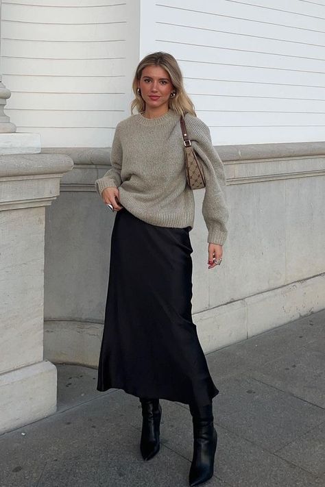 Black Silk Skirt Outfit Winter, Silk Skirt Outfit Winter, Silk Maxi Skirt Outfit, Winter Maxi Skirt Outfit, Office Skirt Outfit, Black Maxi Skirt Outfit, Silk Skirt Outfit, Black Silk Skirt, Winter Skirt Outfit