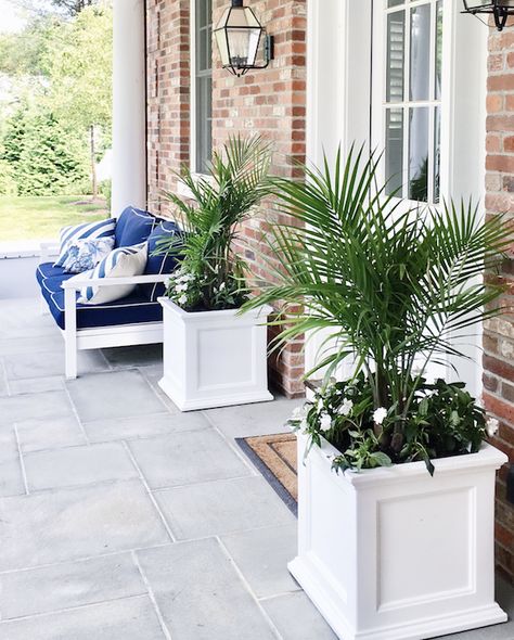 Porch Planter Ideas, Porch Planter, Front Door Planters, Front Porch Planters, Resin Square, Winter Planter, Porch Planters, Winter Porch, Summer Porch