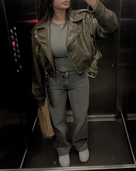 Green Zara Jacket Outfit, Grey Leather Jacket Outfit, Zara Leather Jacket Outfit, Gray Jacket Outfit, Zara Jacket Outfit, Gray Leather Jacket Outfit, Gray Jeans Outfit, Green Leather Jacket Outfit, Grey Jacket Outfit