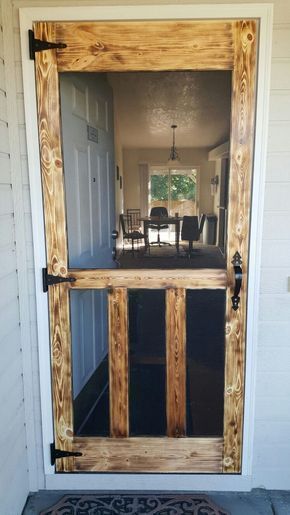 25 different ways to build yourself a new screen door or upcycle an old one. Great DIY screen door ideas to inspire your creativity. Screen Door Ideas, Diy Screen Door, Diy Screen, Screen Doors, Decor Guide, Easy Home Decor, Woodworking Projects Diy, Door Ideas, Screen Door