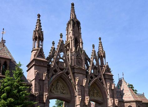 Nyc Editorial, Greenwood Cemetery, Green Wood, Photography Wallpaper, Gothic Fashion, Cemetery, Barcelona Cathedral, Cityscape, Gate