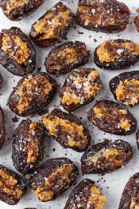 Medjool Date Recipes, Date Recipes Healthy, Date Recipes Desserts, Hiking Snacks, Date Recipes, Healthy Food Facts, Medjool Dates, No Cooking, Healthy Sweets Recipes