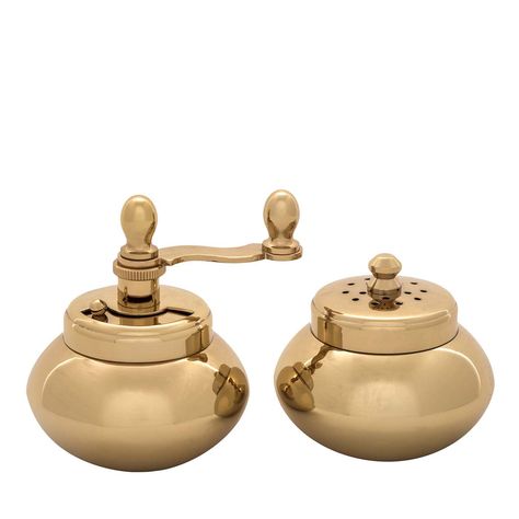 Gold Plated Brass Pepper Mill And Salt Shaker Chiarugi 1952 - Artemest Green Peppercorn, Salt And Pepper Grinders, Tabletop Accessories, Pepper Mill, Salt Shaker, Healthy Fitness, Salt And Pepper Shaker, Kitchen Stuff, Salt Pepper Shakers