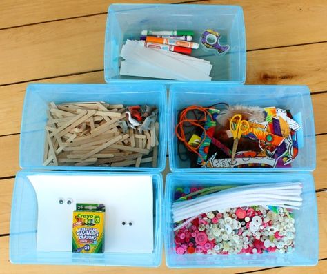 Another week of simple quiet box ideas for kids! A great way to encourage independent play. Creative and calming, great for the witching hour! Quiet Bins, Quiet Boxes, Quiet Time Boxes, Busy Activities, Quiet Play, The Witching Hour, Learn Design, Quiet Time Activities, Busy Boxes