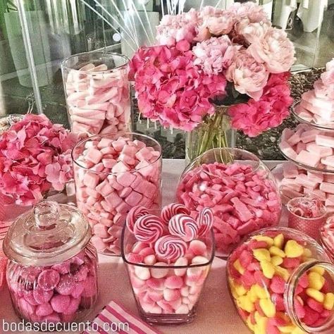 Pink Candy Buffet Birthday, Barbie Party Candy Table, Pink Candy Bar Ideas, Barbie Candy Bar Ideas, Pink Candy Table Ideas, Barbie Candy Table, Pink Candy Table, Sweet 16 Candy Bar, Pink Candy Bar