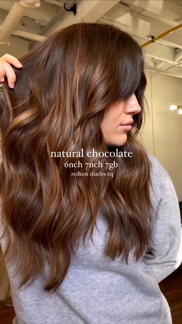 Lived In Brunette, Rambut Brunette, Redken Hair Color, Brown Hair Looks, Brown Hair Inspo, Hair Color Formulas, Brunette Hair With Highlights, Hair Color Auburn, Hair 2024