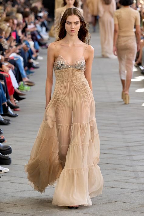 Ermanno Scervino Spring 2024 Ready-to-Wear Collection | Vogue Fashion Week Dresses, Fashion Trend Forecast, Model Walks, Womenswear Fashion, Peach Fuzz, Runway Trends, Ermanno Scervino, Mode Inspo, Spring 2024