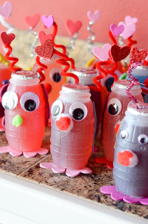 Bug Themed Birthday Party, Kids Valentine Party, Valentines Class Party, Craft Activity For Kids, Valentines Diy Kids, Bug Juice, Valentines Snacks, Valentine's Ideas, Valentine Gifts For Kids