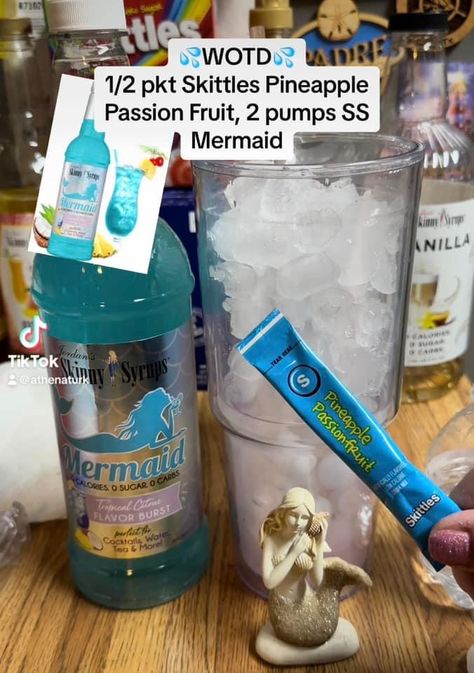 Mermaid Syrup Recipes, Christmas Water Recipes, Mermaid Syrup Water Recipes, Unicorn Water Recipe, Water Recipes With Mermaid Syrup, Adding Flavor To Water, Mermaid Water Drink, Water Recipes With Flavor Packets, Water Recipes With Flavor Packets Only