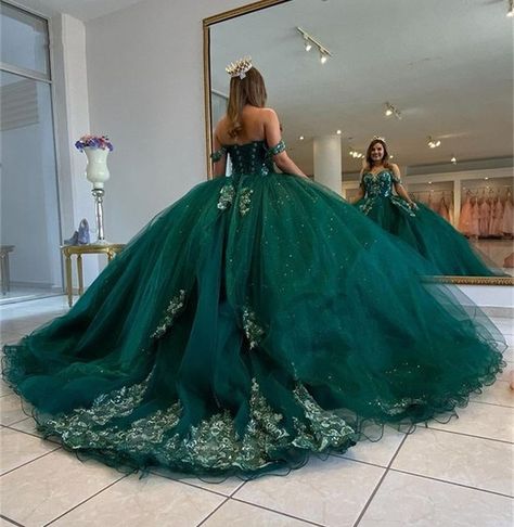 Dark Green Quinceanera Dresses, Quinceanera Dresses Green, Emerald Green Quinceanera Dresses, Emerald Green Quinceanera, Green Quince Dress, Robes Quinceanera, Green Quinceanera, Debut Gowns, Green Quinceanera Dresses