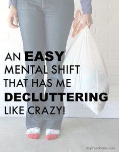 Easy Decluttering Tips, Extreme Decluttering, Declutter Inspiration, Decluttered Home, Diy Declutter, Declutter Checklist, Decluttering Inspiration, Clutter Control, Decluttering Ideas