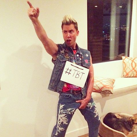 Pin for Later: The Best Throwback Celebrity Halloween Costumes Lance Bass Halloween Costumes Pictures, Best Costume Ever, Crazy Celebrities, People Screaming, Celebrity Costumes, Celebrity Halloween, Male Celebrity, Famous Outfits, Celebrity Halloween Costumes