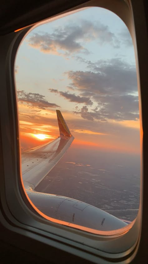 Poze Din Avion, Aeroplane Window View, Hublot Avion, Airplane Pics, Plane Window View, Plane Sunset, Photo Avion, Plane View, Photography Clouds