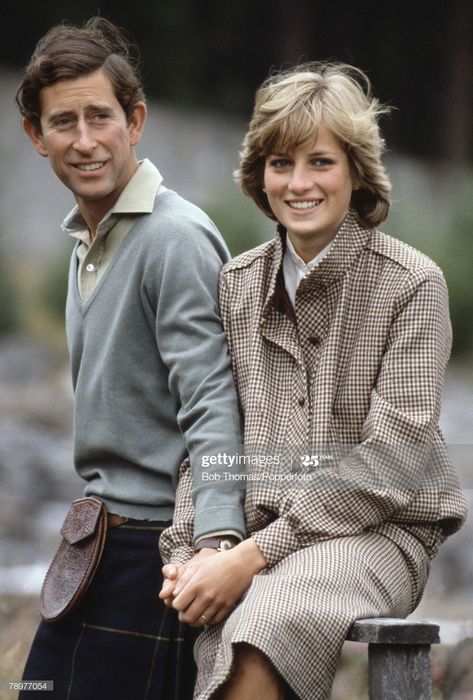 Prinz Charles, Princess Diana Fashion, Princess Diana Pictures, Prinz Harry, Prince Charles And Camilla, Camilla Parker Bowles, Diana Fashion, Elisabeth Ii, Charles And Diana