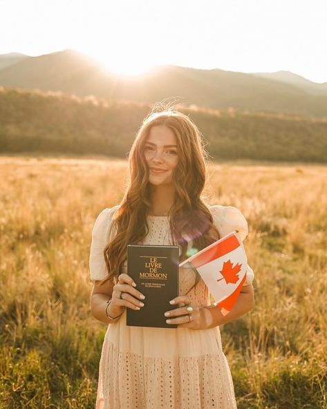 Sister Missionaries World 👑 (@sistermissionariesworldwide) posted on Instagram • Oct 9, 2021 at 3:30pm UTC Lds Mission Photoshoot, Lds Mission Pictures Sister Missionaries, Missionary Pictures With Flag, Lds Mission Pictures, Lds Missionary Pictures, Mission Photoshoot, Missionary Photoshoot, Missionary Pose Reference, Sister Missionary Pictures