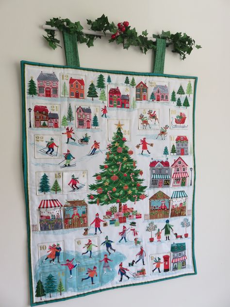 Wooden House Advent Calendar, Advent Calendar House, Reusable Advent Calendar, Calendar Quilts, Advent Calendar Pattern, Felt Advent Calendar, Fabric Advent Calendar, 1st November, Advent Calendar Christmas