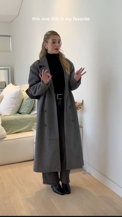 Hijabi Coat Outfit, Gray Coat Outfit Winter Style, Gray Coat Outfit, Grey Coat Outfit, Gray Coat, Winter Fashion Outfits Casual, Uni Outfits, Coat Outfit, Cute Comfy Outfits