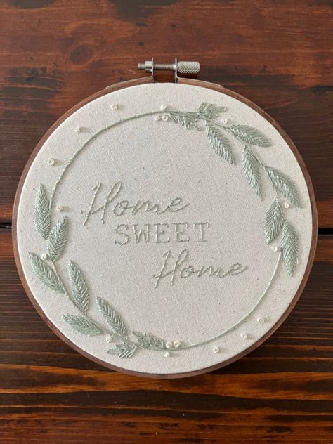 Home Sweet Home Embroidery Hoop, New Home Embroidery, Hygge Embroidery, Welcome Home Embroidery, Embroidery Home Sweet Home, Home Sweet Home Embroidery, Farmhouse Embroidery, Christian Embroidery, Home Embroidery