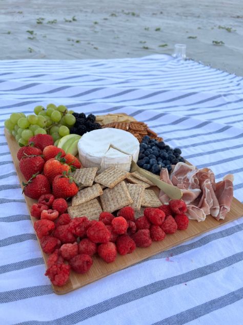 picnic
beach
charcuterie board
fruits 
cheese board Charcuterie Board For The Beach, Charcuterie Board Beach Picnic, Charcuterie Board Beach, Beach Charcuterie Board, Charcuterie Board Picnic, Beach Charcuterie, Beach Bday, Beach Picnic Party, 2024 Photoshoot