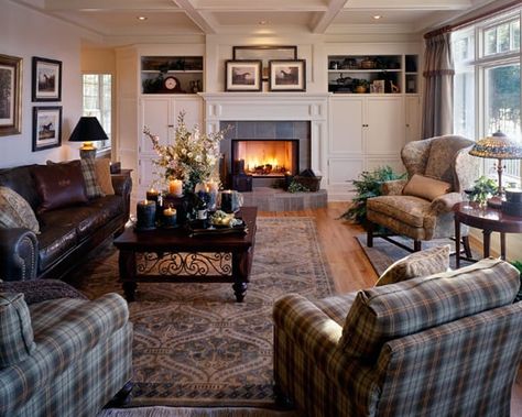 Creating a country cottage look in your home Furnitur Ruang Keluarga, Cozy Living Room Design, Comfy Living Room, Interior Remodel, Simple Living Room, Country Living Room, Traditional Living, Living Room Remodel, The Fireplace