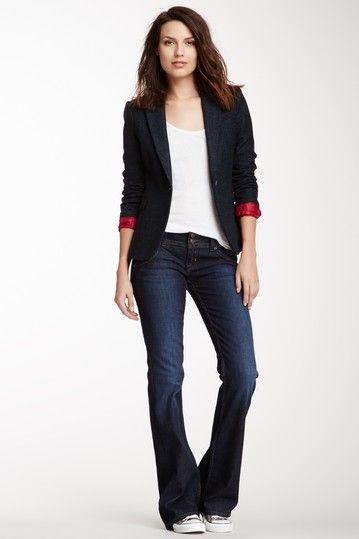 HUDSON Signature Bootcut Jean by Non Specific on @HauteLook Jeans And Rock T Shirt Outfit, Bootcut Jeans Women Outfit, Bootcut Jeans Blazer Outfit, Blazer And Bootcut Jeans Outfit, Tennis Shoes With Bootcut Jeans, Bootcut Jeans Converse, Bootcut Jeans Outfit Casual Sneakers, Bootcut Jeans With Sneakers, Bootcut Jeans With Boots