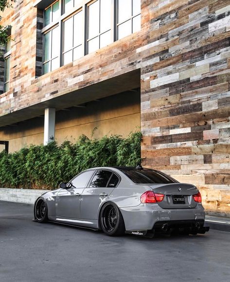 BMW E90 M3 deep dish widebody slammed in Nardo Grey Bmw M3 E90, 2023 Ford Mustang, E90 Bmw, Bmw 320, Car Ferrari, Roadster Car, Бмв X6, Slammed Cars, Hot Rods Cars Muscle