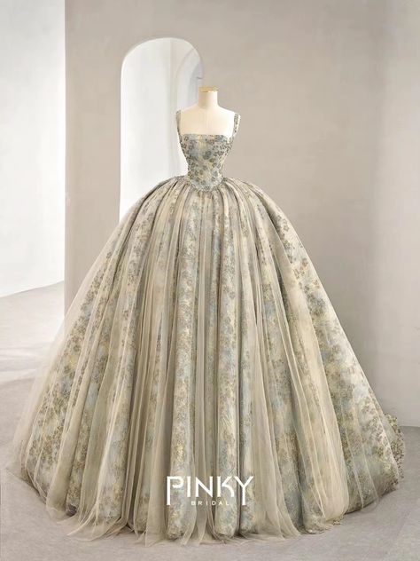 Debut Gowns 18th, Old Ball Gowns, Ball Gowns Fantasy, Debut Gowns, Princess Dress Fairytale, Debutante Dresses, Gowns Dresses Elegant, Music On Spotify, Fancy Wedding Dresses