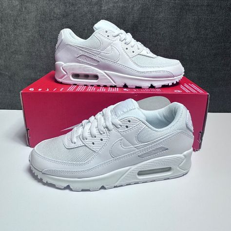 Nike Shoes Air Max 90 Women's, White Air Max 90, Modern Entryway Ideas, Air Max 90 Grey, Outfit Drip, Nike Air Max 90 White, 90 Shoes, Nike Clothes Mens, Nike Clothes