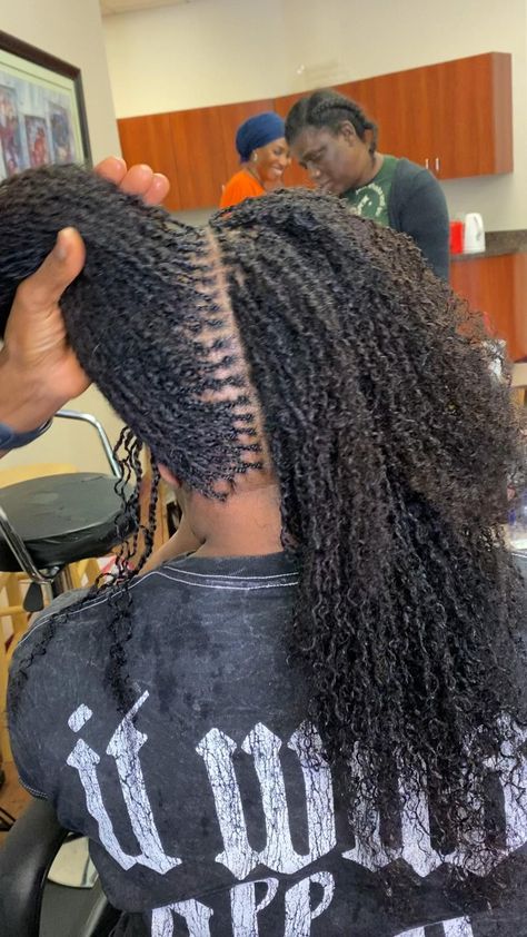 Micro Braids Styles, Micro Braids Hairstyles, Natural Hair Woman, Braided Hairstyles For Black Women Cornrows, Short Locs Hairstyles, African Hair Braiding Styles, Box Braids Hairstyles For Black Women, Braided Cornrow Hairstyles, Cute Box Braids Hairstyles