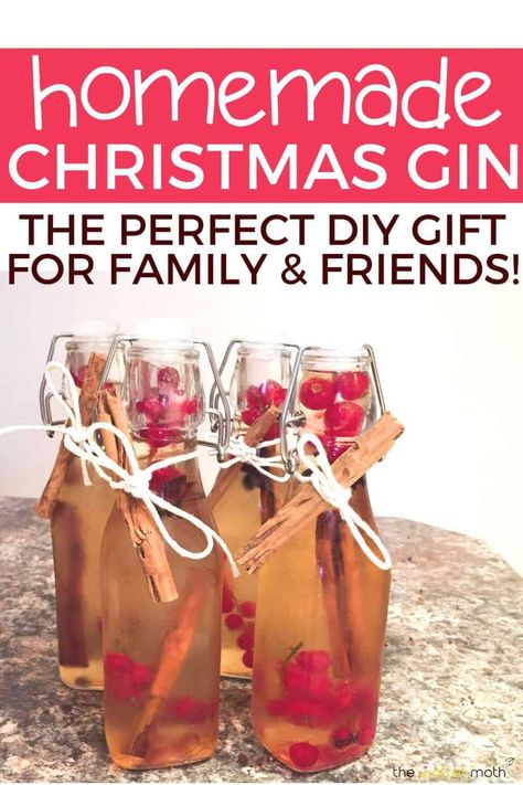 These homemade Christmas gin bottles make the perfect handmade DIY Christmas gift for your friends and family this year - guaranteeing a delicious festive gin recipe that everyone will actually enjoy! If you're trying to save a little money with handmade gifts or just be extra thoughtful, these spice-infused Christmas gins make the perfect gift. Diy Christmas Liquor Gifts, Infused Gin Recipes Christmas, Christmas Gift Alcohol, Infused Alcohol Christmas Gifts, Diy Boozy Christmas Gifts, Homemade Liquor Recipes Christmas Gifts, Diy Booze Gifts, Diy Gifts With Alcohol, Liquor Gifts Christmas