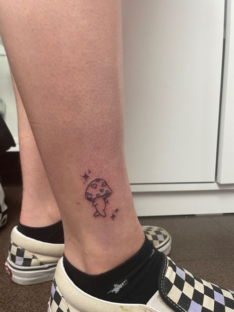 Cute Walking Mushroom Tattoo🍄 ig:percsydori Mushroom Tattoo Placement, Walking Mushroom Tattoo, Psilocybin Tattoo, Small Whimsical Tattoos, Mini Mushroom Tattoo, Little Mushroom Tattoo, Tiny Mushroom Tattoo, Cute Mushroom Tattoo, Small Mushroom Tattoo