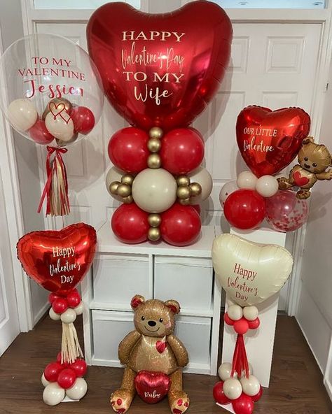 Balloon Design London/Islington on Instagram: "❤️🧸START DROPPING HINTS NOW!!🧸❤️ ❤️Valentines collection 2023 ❤️ Oh it’s special. 🧸❤️ Collection from 11th Feb until 13th. All balloons can be personalised with a message of choice. As with any other booking, your order is only secure once a payment has been received. Please DM to order 📩 #valetinesday #valentines #valentinesballoons #valentineslondon #londonballoons #islingtonballoons #popartevents #balloonsofinstagram #balloonstylist #persona Balloon Arch Birthday Party, Valentines Balloons Decorations, Valentines Balloons Bouquet, Balloon Decoration Ideas, Valentine Backdrop, Candy Land Birthday Party, Valentine Bouquet, Valentine's Day Gift Baskets, Valentines Balloons