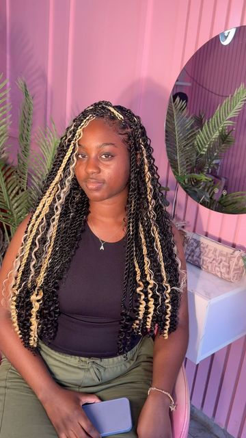 Black And Blonde Island Twist, Passion Twists, Black And Blonde, Beauty Lounge, Black Braids, Twist Braids, Twist Hairstyles, Locs, Hair Inspo