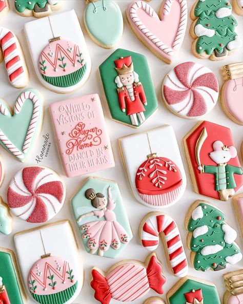 Easiest Cookie Recipe, Fairy Cookies, Sugar Plum Fairy Christmas, Christmas Sugar Cookies Decorated, Cute Christmas Cookies, Royal Iced Cookies, Candy Cane Cookies, Winter Cookie, Ornament Cookies