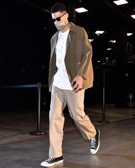 Freshers Outfit Men, Nba Mens Fashion, Devin Booker Outfits Converse, Devin Booker Converse, Devin Booker Fashion, Devin Booker Style, Nba Outfits Men, Dbook Fits, Nba Fashion Outfits