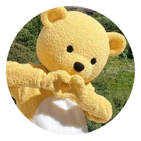 Yellow Teddy Bear, Ig Highlight, Aesthetic Yellow, Computer Basic, Icons App, Bts Icon, Pfp Ideas, Aesthetic Pfp, Highlight Cover