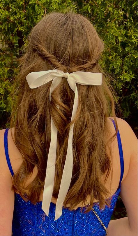 Grad Hairstyles, Semi Formal Hairstyles, Cute Prom Hairstyles, Prom Hair Medium, Concert Hairstyles, Simple Prom Hair, Prom Hair Down, Anak Manja, Ball Hairstyles