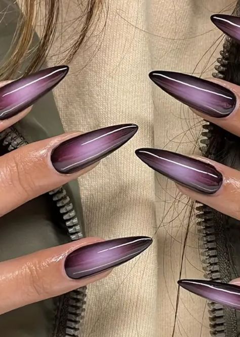 Chrome Nail Colors Chart, Mauve Ombre Nails, Dark Purple Chrome Nails, Plum Purple Nails, Ombre Chrome Nails Designs, Translucent Nails, Chrome Nail Colors, Ombre Chrome Nails, Purple Chrome Nails