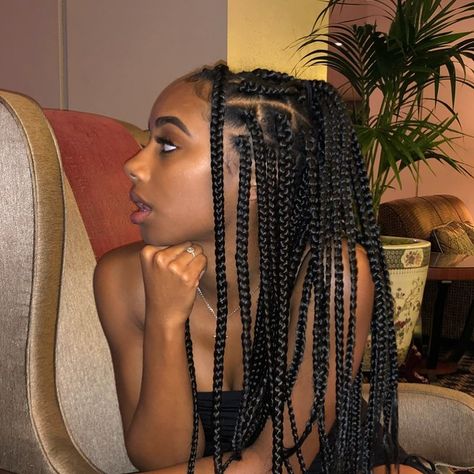 Yeet Kianna Naomi Braids, Kianna Naomi Hair, Kianna Naomi Outfits, Kiana Naomi, Naomi Aesthetic, Kianna Naomi, Tan Girl, Wow Hair Products, Pretty Savage