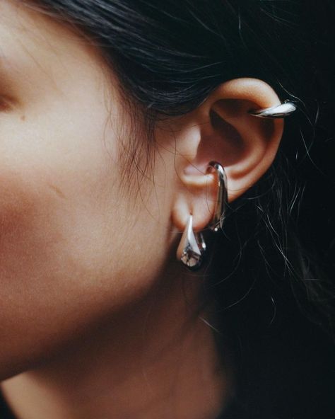 Earrings Aesthetic, Dope Jewelry, Funky Jewelry, Jewelry Lookbook, Jewelry Inspo, Dream Jewelry, Ear Jewelry, Piercing Jewelry, Cute Jewelry